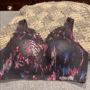 Victoria’s Secret Angel Max 38C Sports Bra